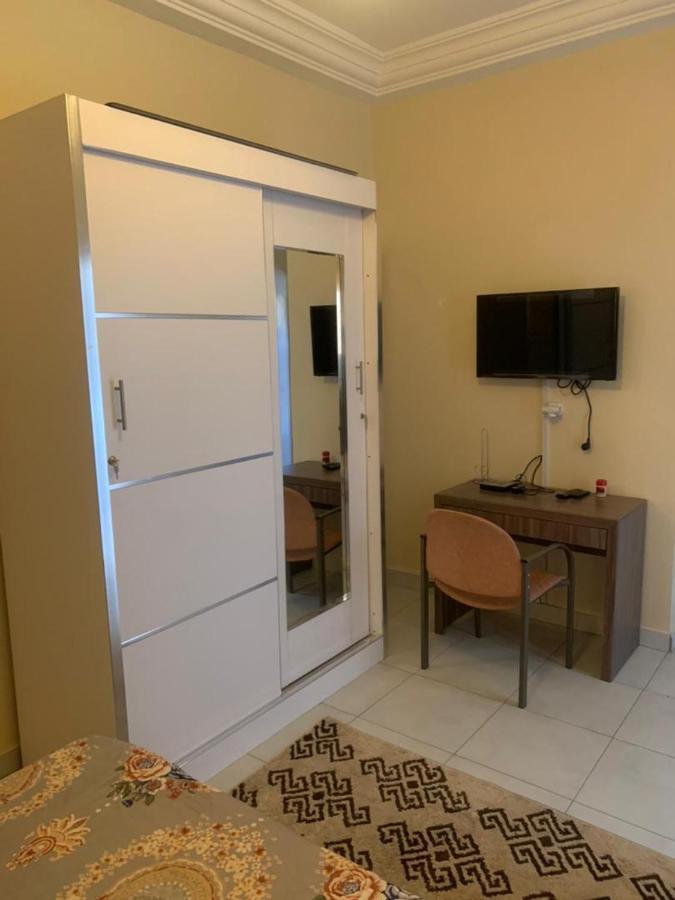 Residence Hadja 02 Дакар Экстерьер фото